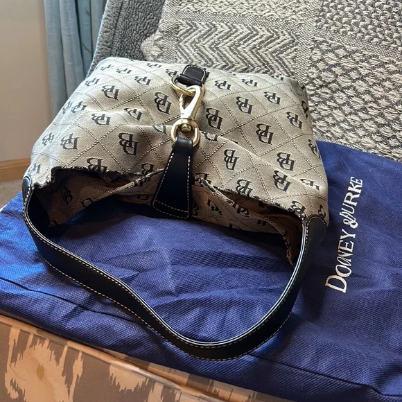 DOONEY & BOURKE Signature Print Black & Tan Satchel Bag~please read! - Picture 14 of 16